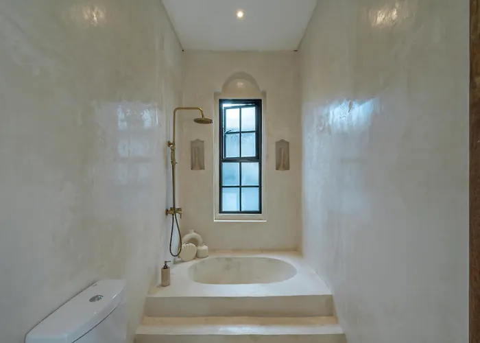 Casa Solea - Romantic 1br Villa, 7 Min To